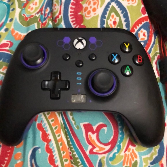 Power A Xbox Controller - Picture 1 of 2